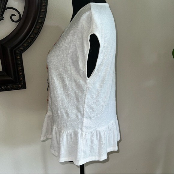 THML Women’s White Crinkle Crewneck Sleeveless Pullover Top Crotchet Accents M - Picture 8 of 14